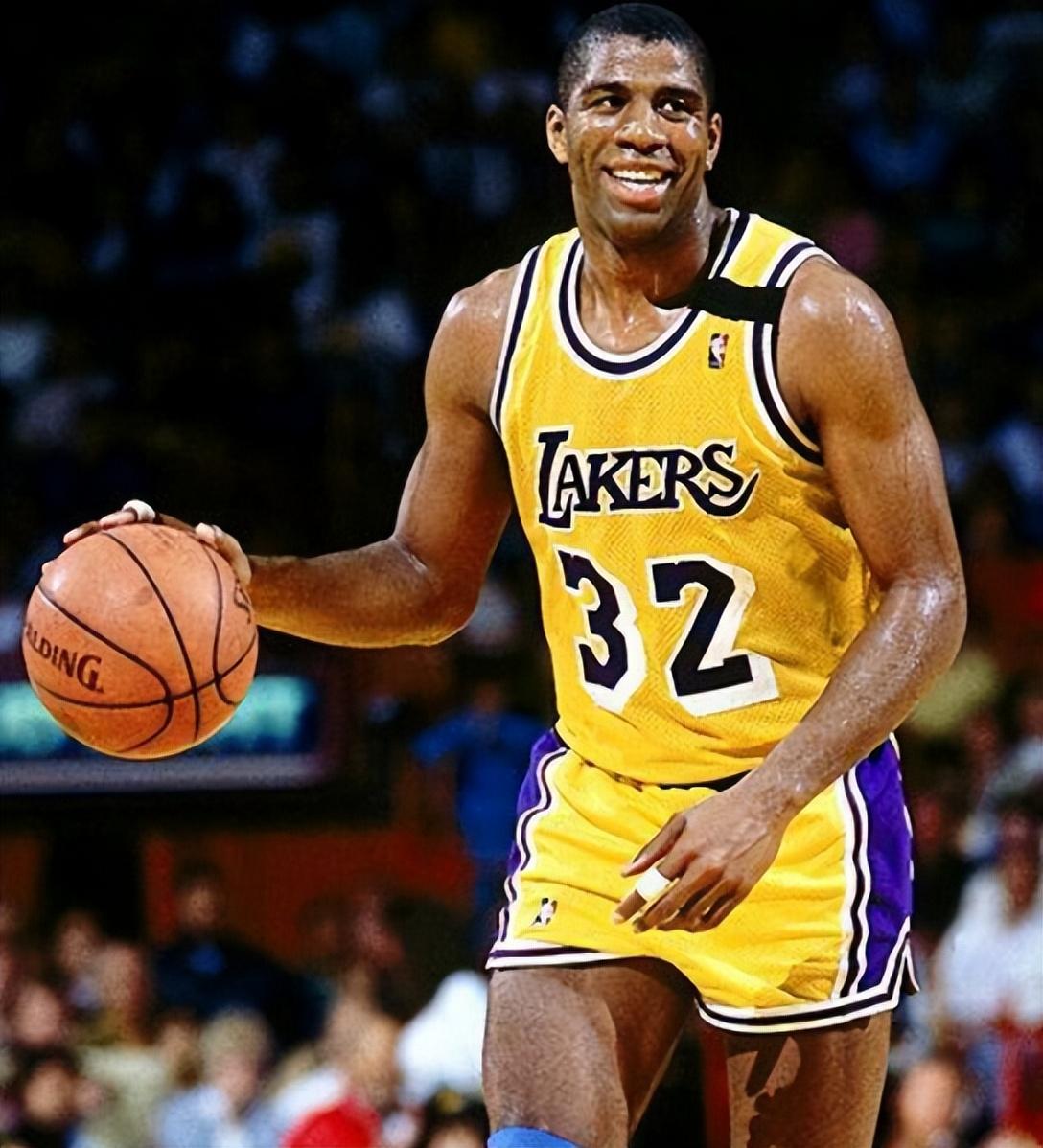 三振成本容 三振成本容